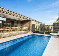 Serenity on Seaview Boutique retreat with pool by the beach - Holiday Adelaide