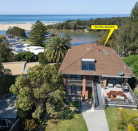 Seven Smiles - riverside location and ocean views - Holiday Adelaide