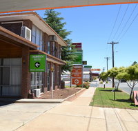 Shamrock Hotel Motel Balranald - Holiday Adelaide
