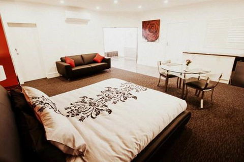 Silver Haven Motor Inn - Holiday Adelaide 2