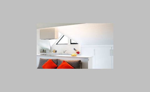 Silverski Rooms And Apartments - Holiday Adelaide 1