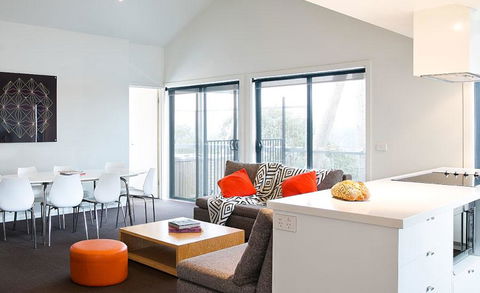 Silverski Rooms And Apartments - Holiday Adelaide 0