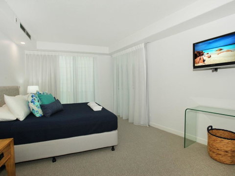Sirocco 201 By G1 Holidays - Holiday Adelaide 3