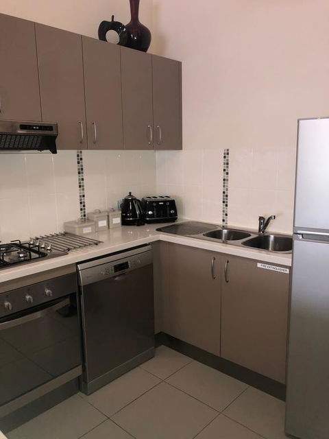 Snowstay At Heidis - Holiday Adelaide 3