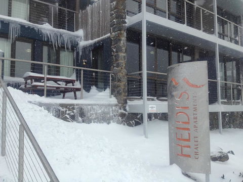 Snowstay At Heidis - Holiday Adelaide 0