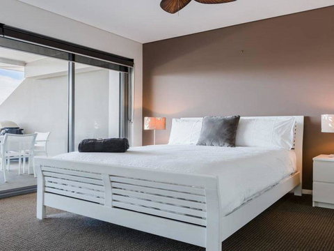 SOLARIS @ Fingal Bay - Holiday Adelaide 2