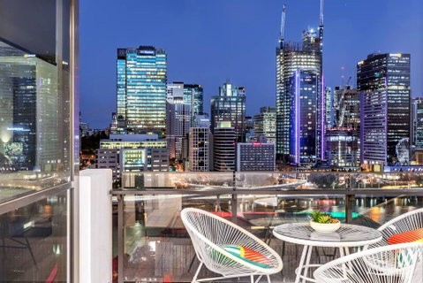 South Bank Beautiful River View Tower - Holiday Adelaide 0