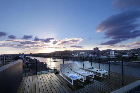 South Brisbane Residence - Holiday Adelaide 0