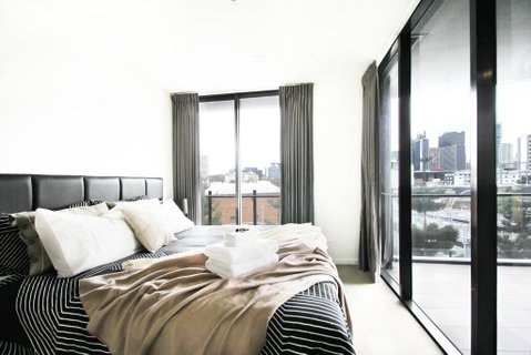 South Brisbane Residence - Holiday Adelaide 2