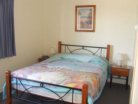 South Pacific, Unit 2/13-15 Shoal Bay Road - Holiday Adelaide 1