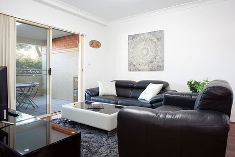 Spacious Family Apartment Close To Olympic Park - Holiday Adelaide 2