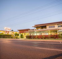 Spinifex Motel and Serviced Apartments - Holiday Adelaide