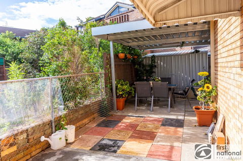 Spoil Yourself With The Perfect Position Of This First Floor Unit - Holiday Adelaide 1