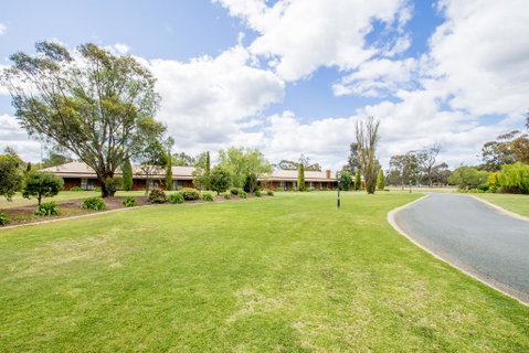 Sportslander Motor Inn - Holiday Adelaide 3