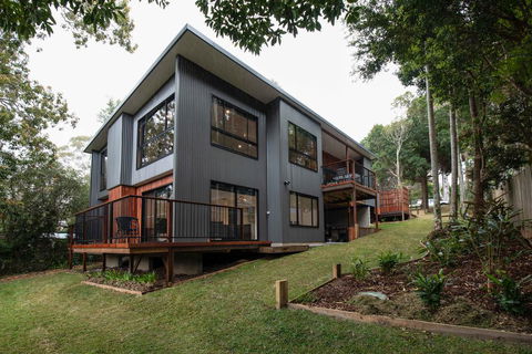 Springbrook25 Whole House - Holiday Adelaide 0