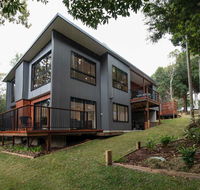 Springbrook25 Whole House - Holiday Adelaide