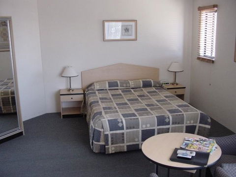 St Marys Park View Motel - Holiday Adelaide 1