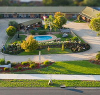 Statesman Motor Inn - Holiday Adelaide