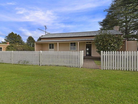 Station Masters Cottage - Classic Quaint & Nostalgia - Holiday Adelaide 0