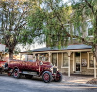 Steampacket Inn - Holiday Adelaide