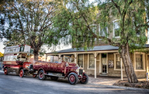 Steampacket Inn - Holiday Adelaide 0