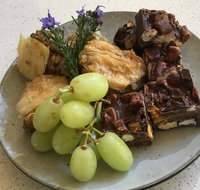 Stephanies Country Cottages - Holiday Adelaide