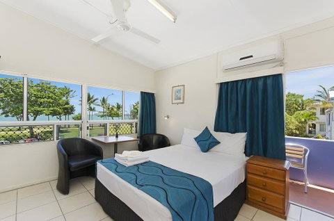 Strand Motel - Holiday Adelaide 0