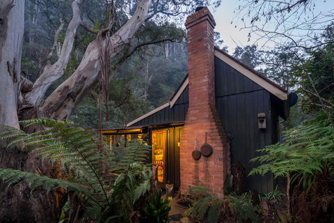 Stringer's Cottage - Holiday Adelaide 0