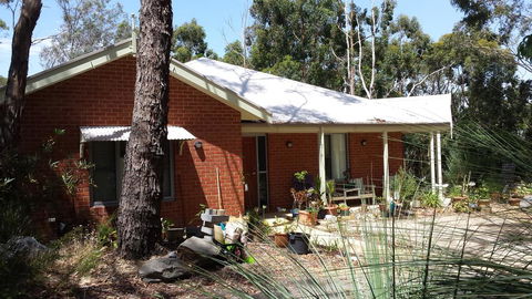 Stringybark Hills Retreat - Holiday Adelaide 1