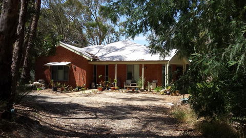 Stringybark Hills Retreat - Holiday Adelaide 2