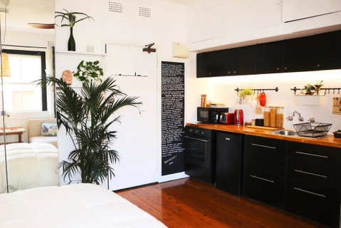 Studio Flat With Shared Rooftop Terrace - Holiday Adelaide 2