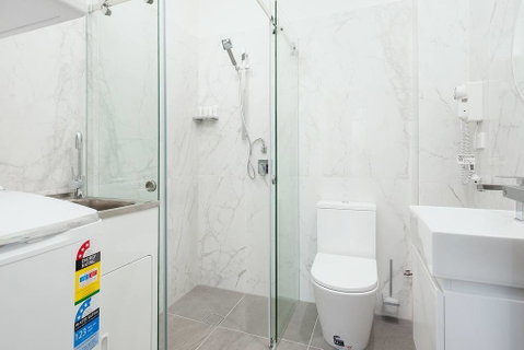 STUNNING SYDNEY HOME 11 - Holiday Adelaide 3