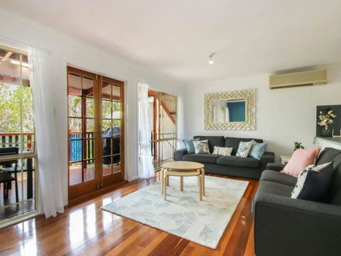 Stylish 3 Bedroom Family Home In Leafy Paddington - Holiday Adelaide 3