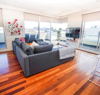 Stylish Modern 3BD Retreat at an Amazing Location - Holiday Adelaide