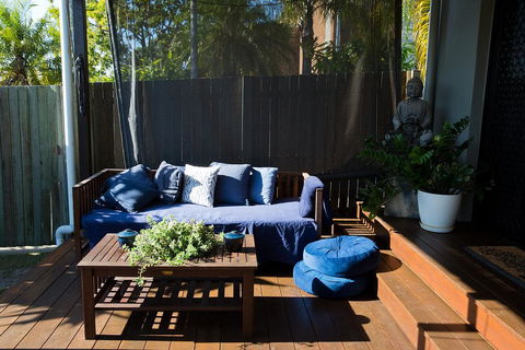 Suburban Sanctuary - Holiday Adelaide 3