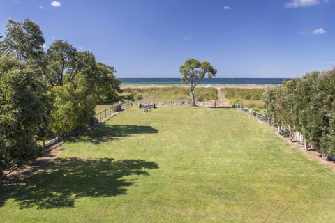 Sugar Shack - Character Family Home Right On The Ocean - Holiday Adelaide 2