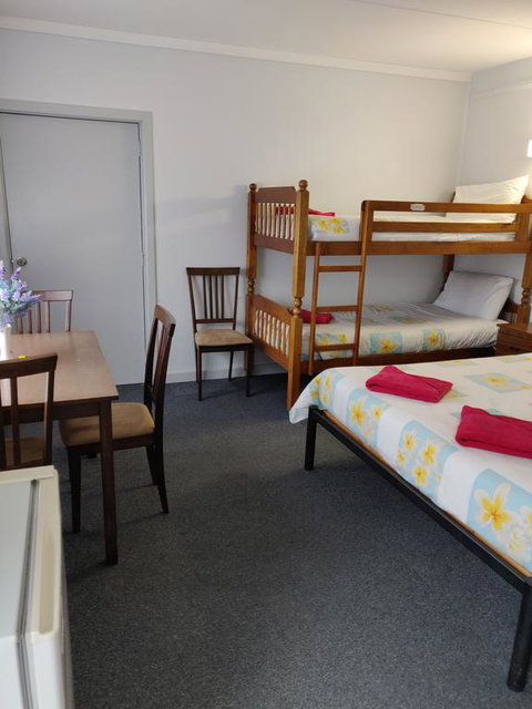 Summers Rest Units - Holiday Adelaide 2