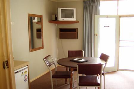Sun River Resort Motel - Holiday Adelaide 3