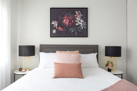 Sunny Apartment In Quiet And Green Neighbourhood - Holiday Adelaide 1