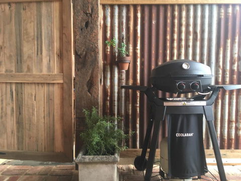 Sunset Cottage - Yarra Valley - Holiday Adelaide 1