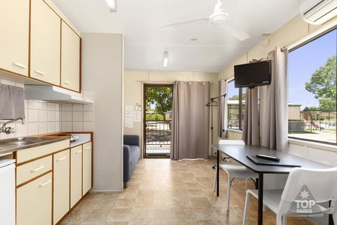 Sunset Top Tourist Park - Holiday Adelaide 2