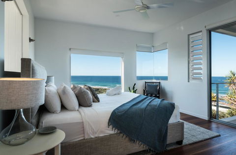 Sunshine Coast White House - Holiday Adelaide 1