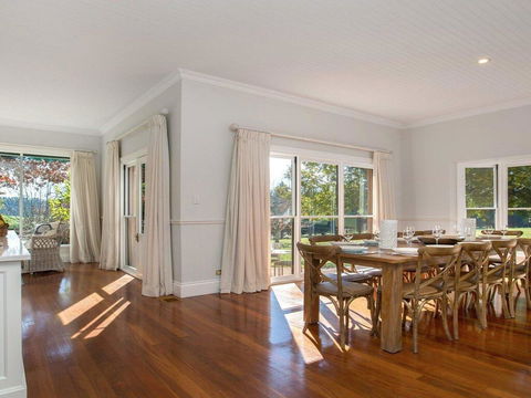 Sutton Downs - Renovated Country Home On 100 Acres - Holiday Adelaide 1