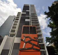 Sydney 1 Bed Modern Self Contained Apartment 402ALB - Holiday Adelaide