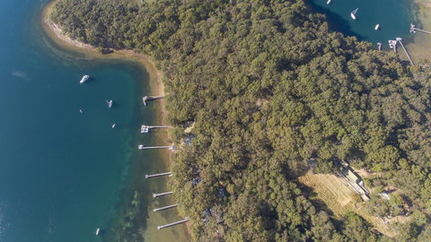 Sydney, Pittwater YHA - Holiday Adelaide 1