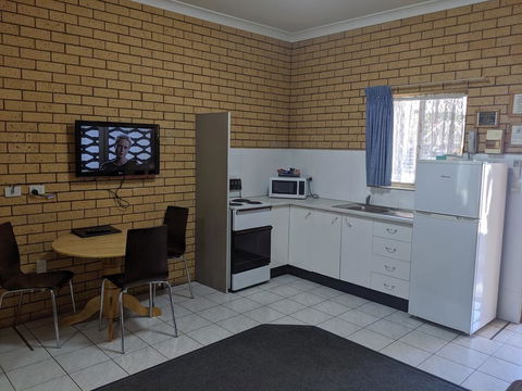 Tallarook Motor Inn - Holiday Adelaide 3