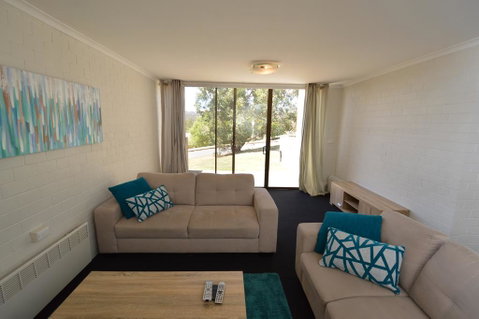 Tanderra 2 - Holiday Adelaide 3