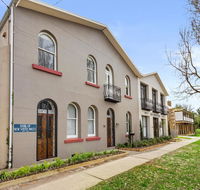 TARALGA TERRACES - Holiday Adelaide