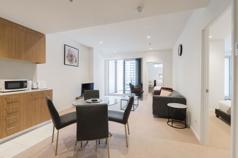 Tasha's Apartments On Morphett - Holiday Adelaide 2