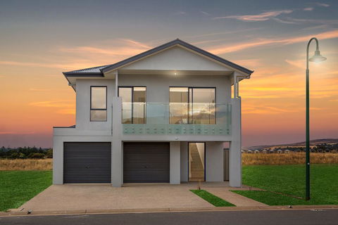 Tee Two On Troon - 21/30 Troon Drive - Holiday Adelaide 0